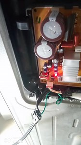 71K views · 2.5K reactions | 3/3 vídeo completo así se inicia la revisión de una tarjeta inverter Samsung cuando no enciende el led rojo y la Mai está funcionando Mira | Servicio Tecnico Domifrio MEJIA | Facebook