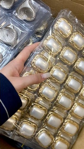 POV: Новая поставка эстетичных пуговиц, которую так и хочется съесть🍬