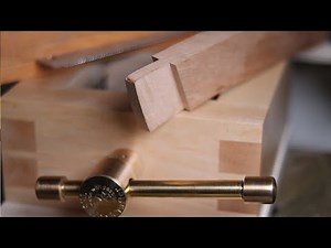 What a chair maker's vise can do where other vises can't