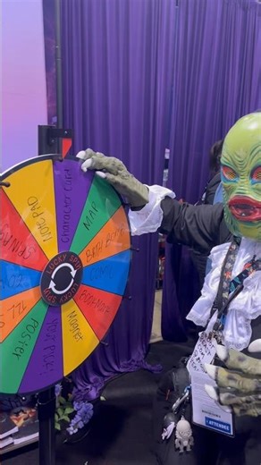 Wondercon Vampire Dracula Creature of the Black Lagoon cosplay