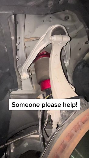 How to Fix Airbag Leak in My Infiniti G37