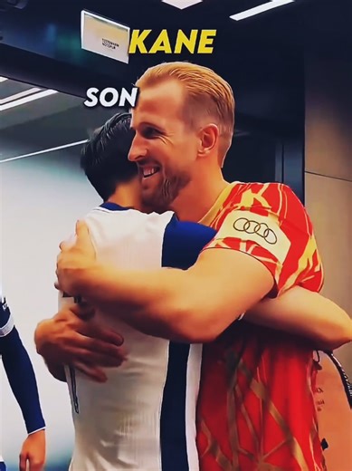 respect moments in football ❤️🫂#CristianoRonaldo #LionelMessi #FootballRespect #FairPlay #RespectMoments