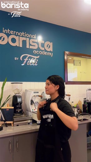 Surviving the Rush Hour as a Barista Intern