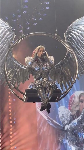 Cardi B Performing “ Girls Like You “ Live in Sacramento, CA 🔥