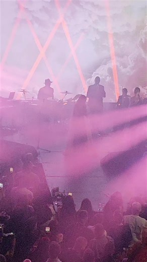 Ivan Ivanov (@ivan_makeup_artist)’s videos with original sound - Ivan Ivanov