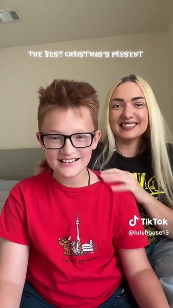 Magic Volume Powder: Instant Hair Transformation