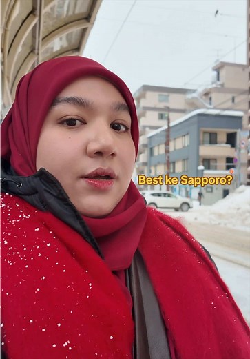 Sapporo ke Hokkaido better? Sebelum pergi kemain cita cita nak guling atas snow, elok dah smpai, sentuh snow pon taknak! sejuk! haha #sapporo #hokkaido #travel #traveltok #japan