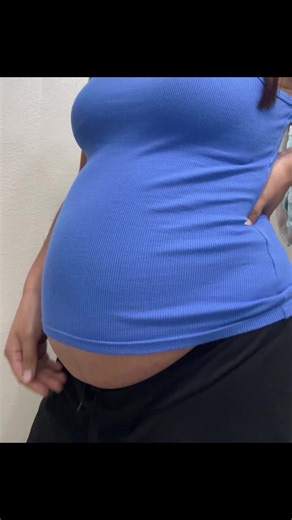 backs (@allbelly45553)’s video of food baby belly