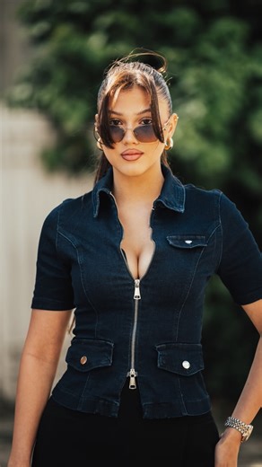 Özcan Özer on Instagram: "Model gibi 🤩 #turkey #streetphotography #istanbul #nişantaşı #fotoğraf"