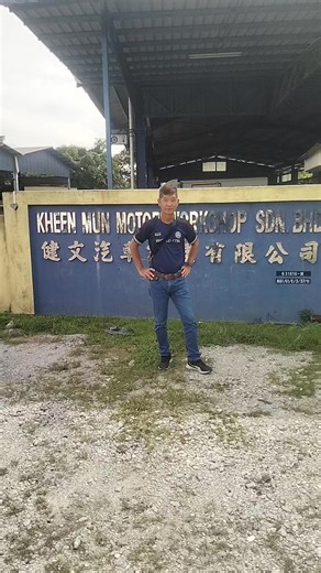 當我们開車如果在Jalan Raya 发生車祸.千万不要紧张,拍照,call 保險代理人. | Chiew Leong Soo