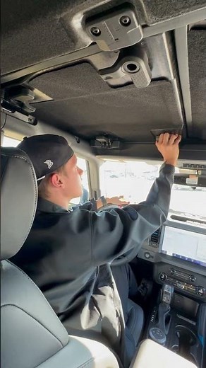 How to: take hard top roof panel off 2024 Bronco