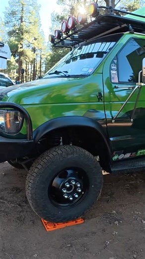 Epic 4x4 ambulance camper conversion | must see | Ex truck driver builds insane #campervanconversion