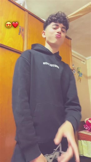 فيديوهات أنشأها Messi🍷 (@me_ssi._x) باستخدام الصوت الأصلي - حســـــــــــام