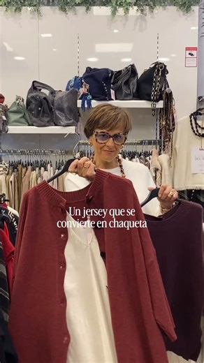BOLTANIA | Ropa y complementos | ¿UN JERSEY-CHAQUETA? 😱😍 Hoy os traemos un 2 en 1… y es que una clienta nos comentó el otro día que ella usaba nuestro JERSEY BOTONE OVER... | Instagram