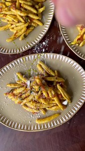 328K views · 6.4K reactions | My Saturday pasta Home made Pasta 100g pasta flour to 1 x free range egg mix it knead it shape it cook it eat it yum happy cooking x x x | Jamie Oliver | Facebook