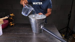 Polvere di roccia che rende la fusione dei metalli molto più facile | 5 Minuti Creativi Famiglia