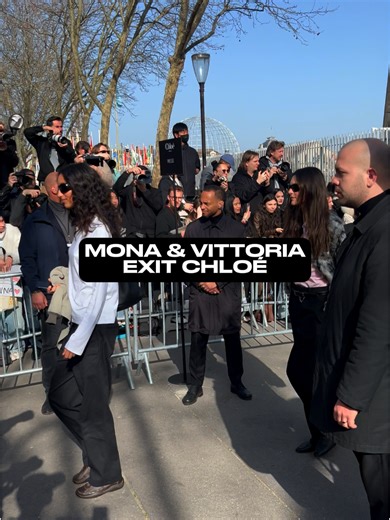 Mona & Vittoria! 🤩 #pfw #parisfashionweek #elitemodellook #monatougaard #vittoriaceretti