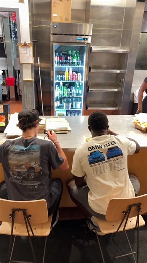 Courtside eats at chip #courtsideseats #chipotle @Aiden Gomez | chipotle