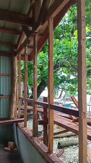 Ang pag tiwas ug muntar sa clading mga par ug pag plastar niini #followerseveryonehighlights #BisayaBlogger #informativecontent #storytelling #buhayconstructionworkers #installer #bahaykubo #cladding | Neil Da Dreamer