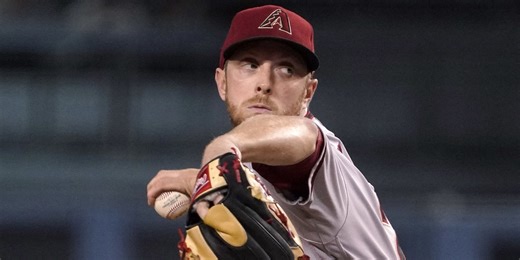 Kelly continues to be bedeviled by Dodgers