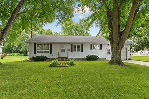 12 4th St NE, Fairfax, MN 55332 - MLS 6552636 - Coldwell Banker