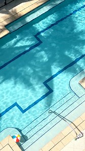 Sink into our recently renovated pool and bar at The Seagate, where the biggest effort you need to make is raising your hand for our full poolside service. | The Seagate Hotel, Golf & Beach Club, Autograph Collection