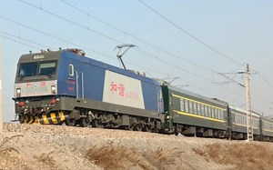 请再给我来几吨乘客——客车K569次永清站一道发车，本务沈局沈段HXD3C-0266，机车大功率起步提速的电机声十分好听