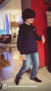 10 ans!!!🎉🥳🎂🎁 Happy Birthday à notre amour Gabriel pour ses 10 ans !!! Papa, maman, papi, mamie et marraine sont fiers de toi et t’❤️ to the moon and back! Et en dansant biensûr 👍 (Choix musical d’un pre-ado , mais on respecte le flow 😂 @tiboinshape ) #anniversaire #10ans #danse #zebre #hpi #gabriel #hautpotentiel #danser #amour #famille #nous3 #7avril | Pierre et Fred, Gers, L'amour est dans le pré