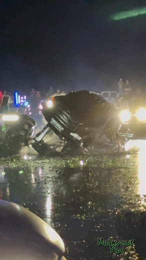 Got a little tipsy last night Plantbamboo Mud Park Mudweiser Pics #PlantBamboo | Mudweiser Pics