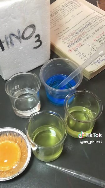 Phản Ứng Màu Của Albumin Trong Thí Nghiệm Hóa Học