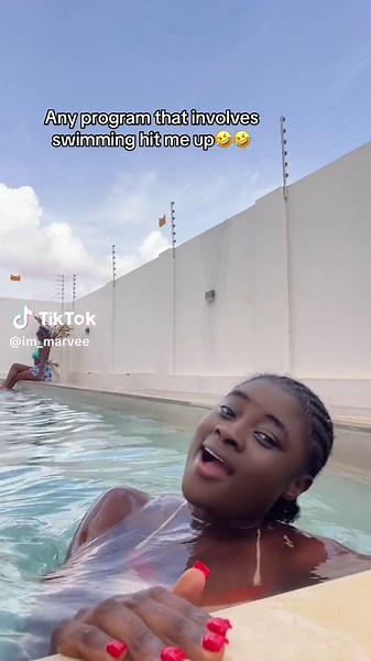 Fun Swimming Moments for Couples