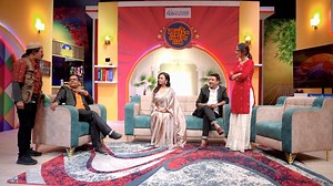 986K views · 10K reactions | रिसाएर चिया पकाउने भाँडा हाउडेले किन फाल्यो त ? #keyentertainment #nepalicomedy #mundrekocomedyclub #cityexpressmcc #mundre #latte #priyankakarki #dineshkafle #prabhatlama #udiudichuppa #latte #haude #rameshbhattarai #samjhanalamichhane | Key Entertainment | Facebook