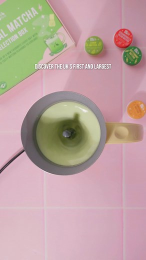 Missed out on our Matcha Advent? 🎄 The Magical Matcha Selection Box is here to keep the magic alive! With 12 hand-blended matcha flavours, you can still enjoy a festive taste adventure all month long. Perfect for both newbies & matcha fans, each box includes a step-by-step guide & recipes to help you whisk up café-worthy drinks at home. ✨ Spreading Happiness. Reimagining Tea. 💙 | Bird & Blend Tea Co.