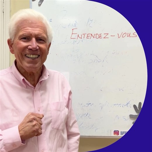 4K views · 90 reactions | Entendez-vous la chanson des fourchettes. Et des cuillères qui lui répondent! Weer even terug in de schoolbanken bij meneer van Beek, ken jij de hele tekst nog?  29 november, 17:00 uur lokaal 2.03. Wil je er bij zijn? Loop om 16:00 langs de administratie voor jouw ticket. #daltondenhaag100jaar #backtoschool | Vrienden van de Dalton | Facebook