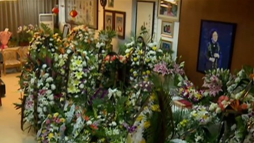 王昆意外离世，学生接力完成其生前筹划演唱会，以歌声告慰恩师_腾讯新闻