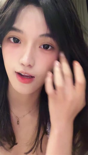 偷心九月天_抖音热门颜值主播_20250904_215859