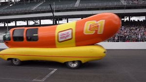 Oscar Meyer Weiner mobiles participate in 'Weenie 500' race