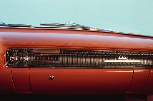 Glovebox History: When Driving Gloves Were a Necessity