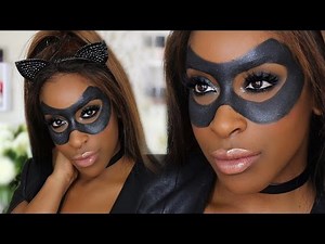 Easy, DIY Sexy Catwoman Halloween Makeup!