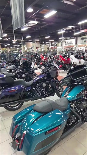 Hey everyone, super interesting bike to share with you this morning, a CVO trike came in. It’s already sold, but we can enjoy it for a few days. Next week we have a big kickstart party, we’ll have a 2026 model show, a mini fashion show, two bike raffles and a shopping spree raffle, and hot dogs and chips. That’ll be from 11 to 1 next Saturday, not tomorrow. – Mark Barnett | Barnett Harley-Davidson