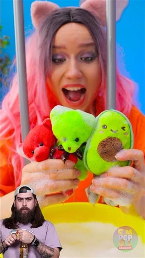 Membuat Boneka Raksasa yang Menggemaskan! 🥑