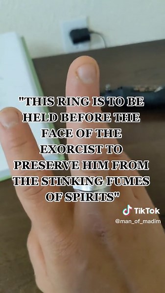 #occult #magick #keysofsolomon #lemegeton #witchtok #occulttok #goetia #arsgoetia #ceremonialmagick #magic #grimoire #occultist
