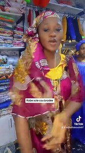 Débutons le vendredi avec nos robes en soies Cou Brodé 殺殺 Pièce unique ⚫️ Prix : 15 000f ⚫️Taille standard Washap 0787374940 Infoline 0171614341 Incharlla Boutik située à Abobo entre le 14eme arrondissement et la grande mosquée inachevée | Incharlla Boutik Tendance | Facebook