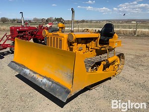 1947 Caterpillar D2 Dozer | Construction