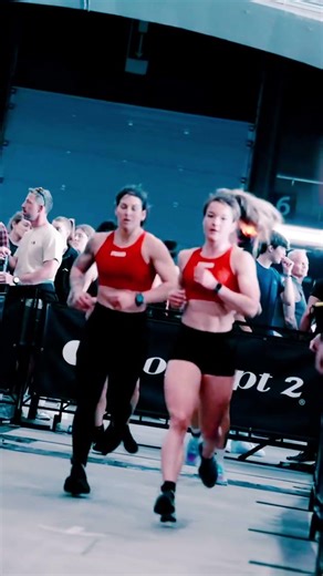 Woman's Crossfit athlete workout game #motivation #crossfit #shorts