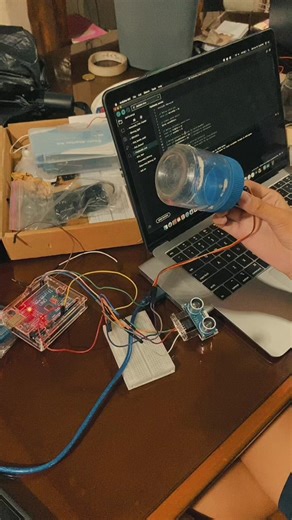 Automatic Fish Feeding System with Timer by using Arduino uno 🐟🩵 #arduinoproject #fishfeeding