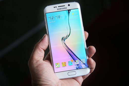 AST SpaceMobile (ASTS) Reports 2025 Revenue of $70.9M with Transition to Commercial-Stage