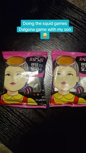 We set a 10 minute timer and everything like the game 😂 #squidgame #dalgona #fyp #trend #game