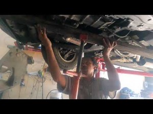 honda odyssey como cambiar soportes del motor video 1