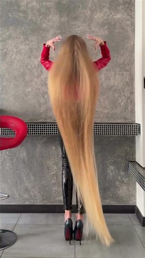 This girl has the longest hair #shortvideo